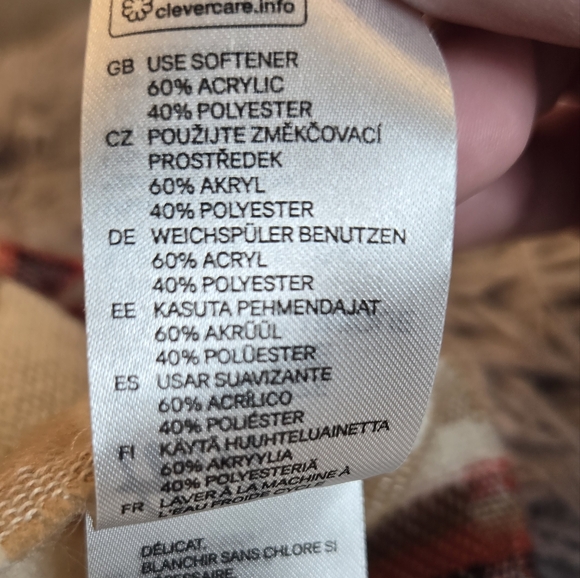 H&M Aztec Print Scarf - Picture 3 of 12